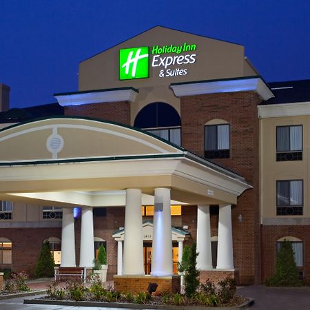 Holiday Inn Express Hotel & Suites Goshen By Ihg Exterior photo